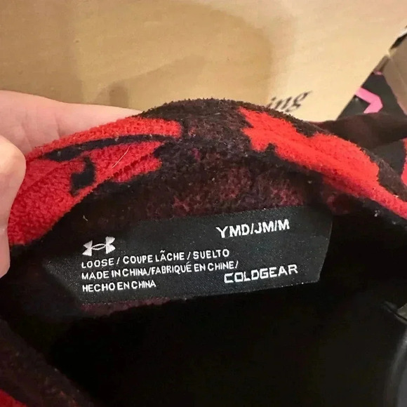 UNDER ARMOUR YOUTH FLEECE - Picture 6 of 6